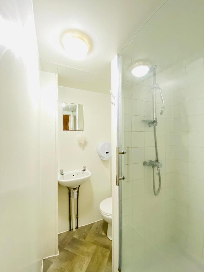 Brighton Youthful Hostel.....By The Sea ภายนอก รูปภาพ