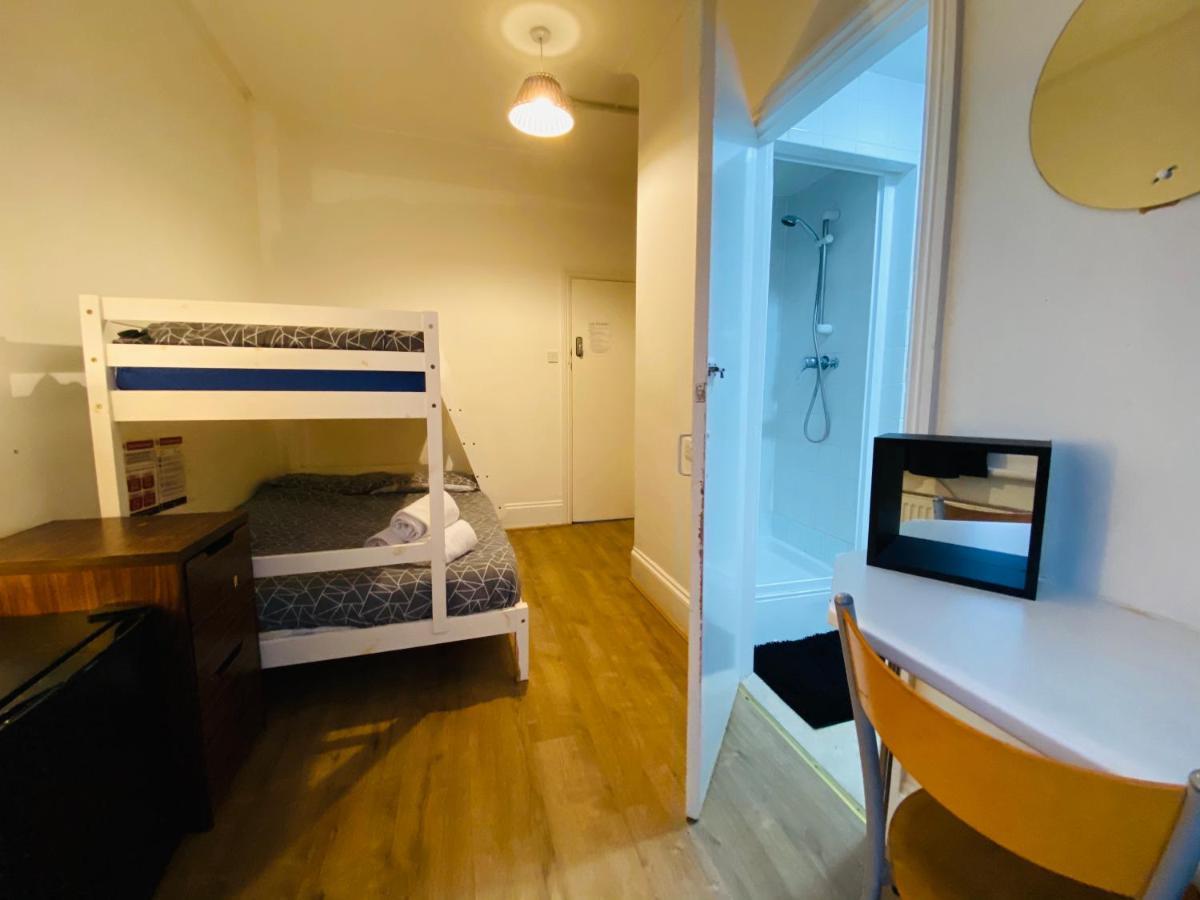Brighton Youthful Hostel.....By The Sea ภายนอก รูปภาพ