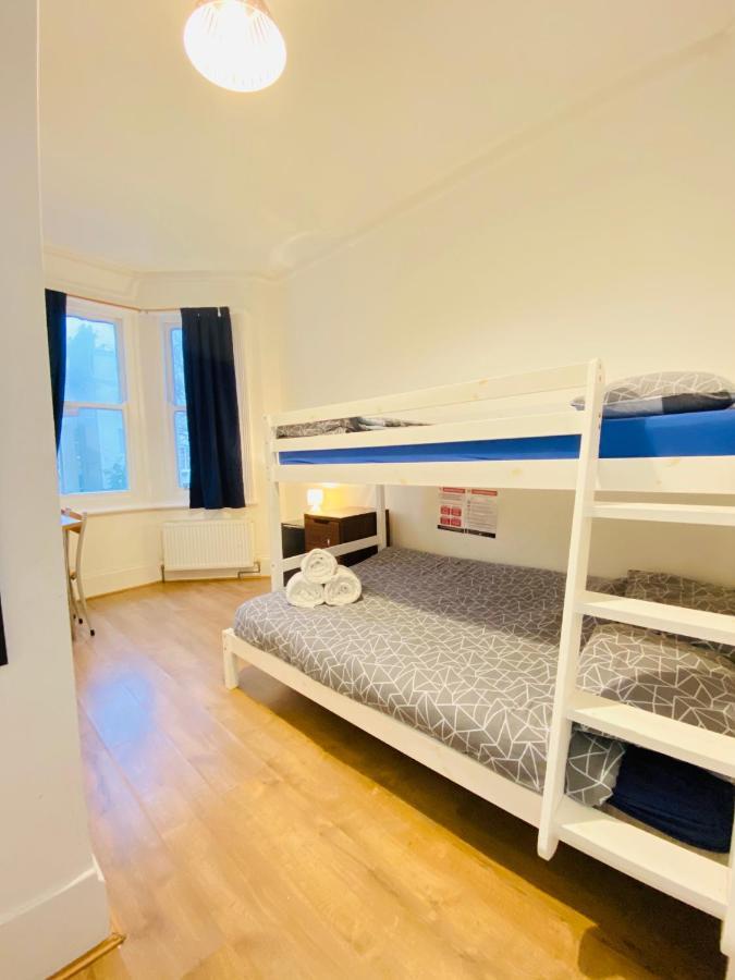 Brighton Youthful Hostel.....By The Sea ภายนอก รูปภาพ