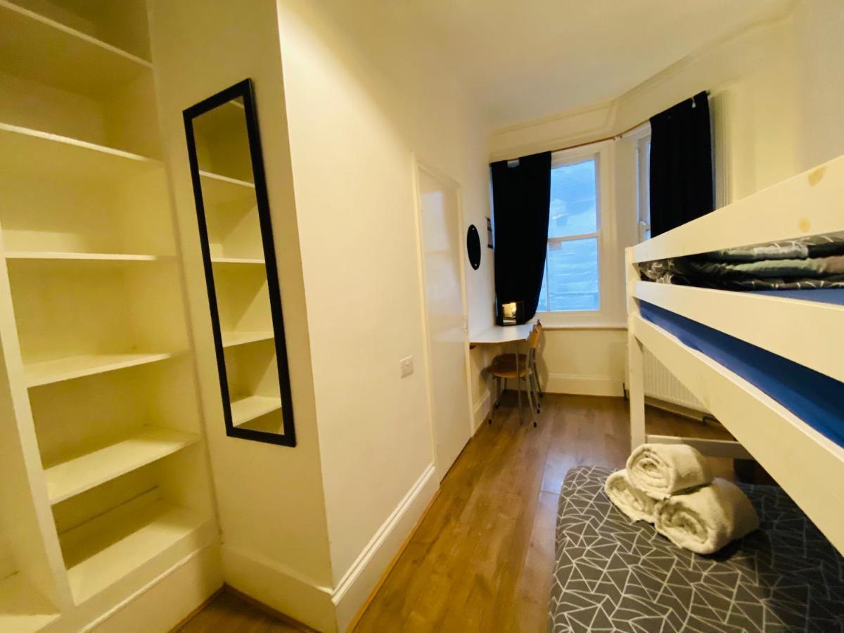 Brighton Youthful Hostel.....By The Sea ภายนอก รูปภาพ